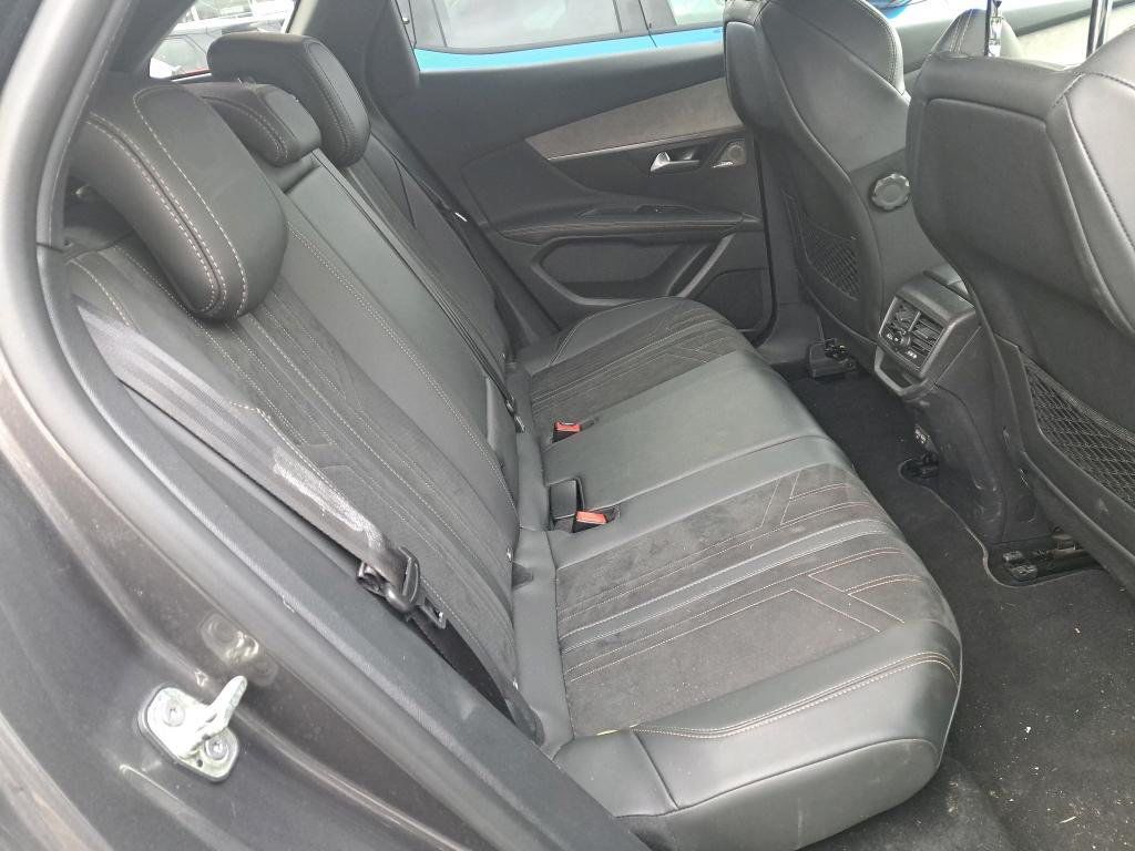 Peugeot 3008 1.5 HDI GT Line - фото 2